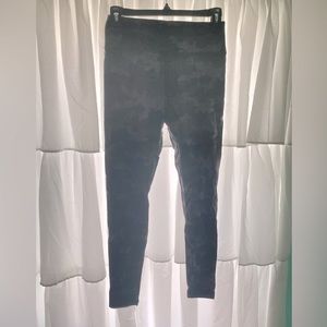 WILD FABLE | Camo black leggings